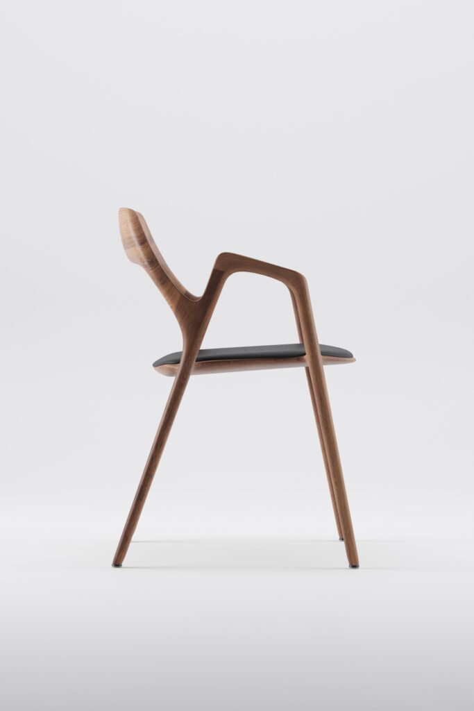 Premium Artisan Ging Chair